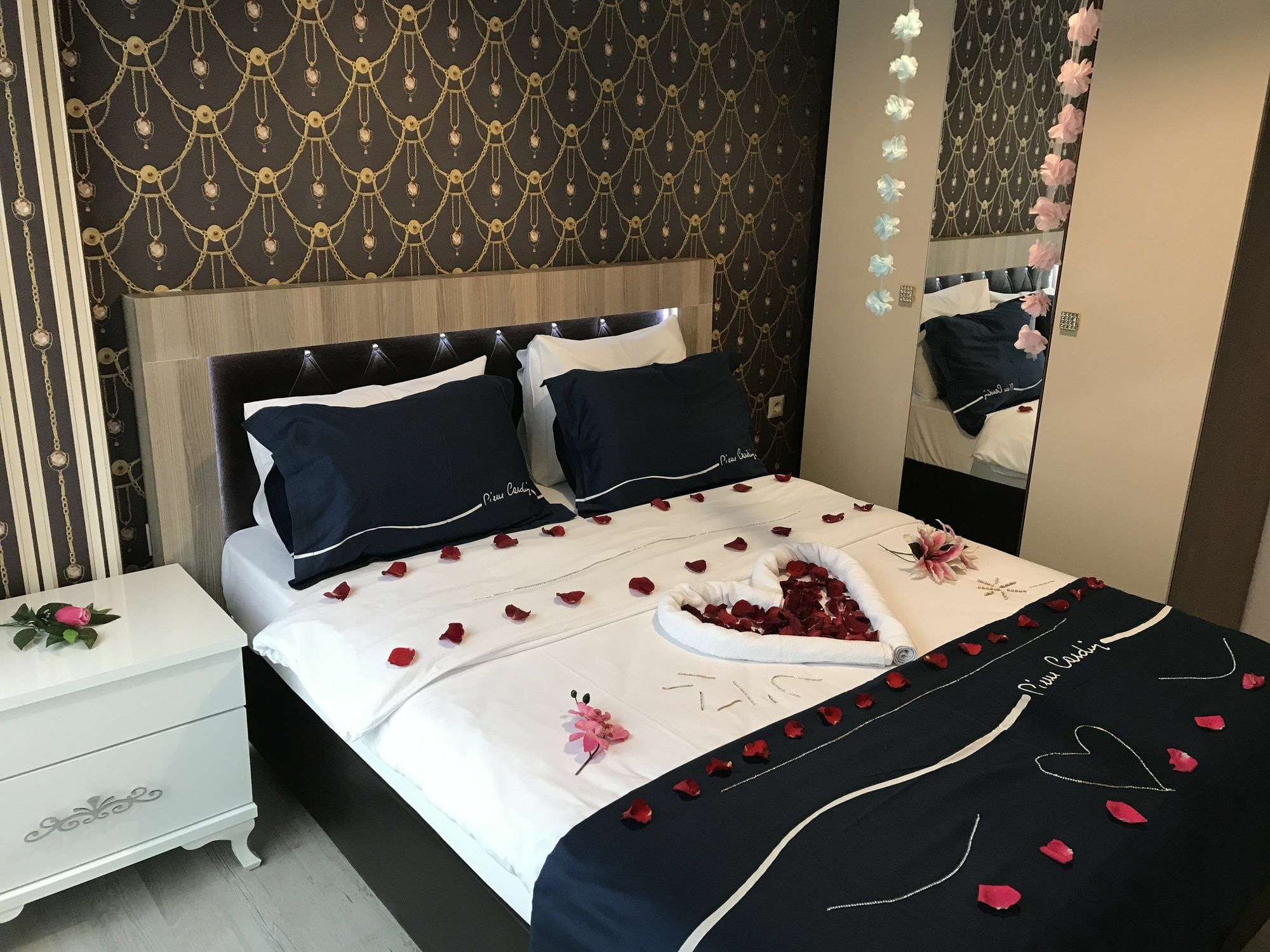 Central Vip Apartments Trabzon Zewnętrze zdjęcie